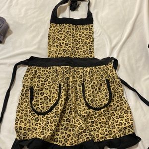Cheetah Apron